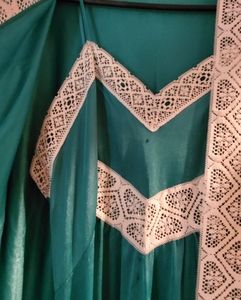 Silky lace night gown & robe
